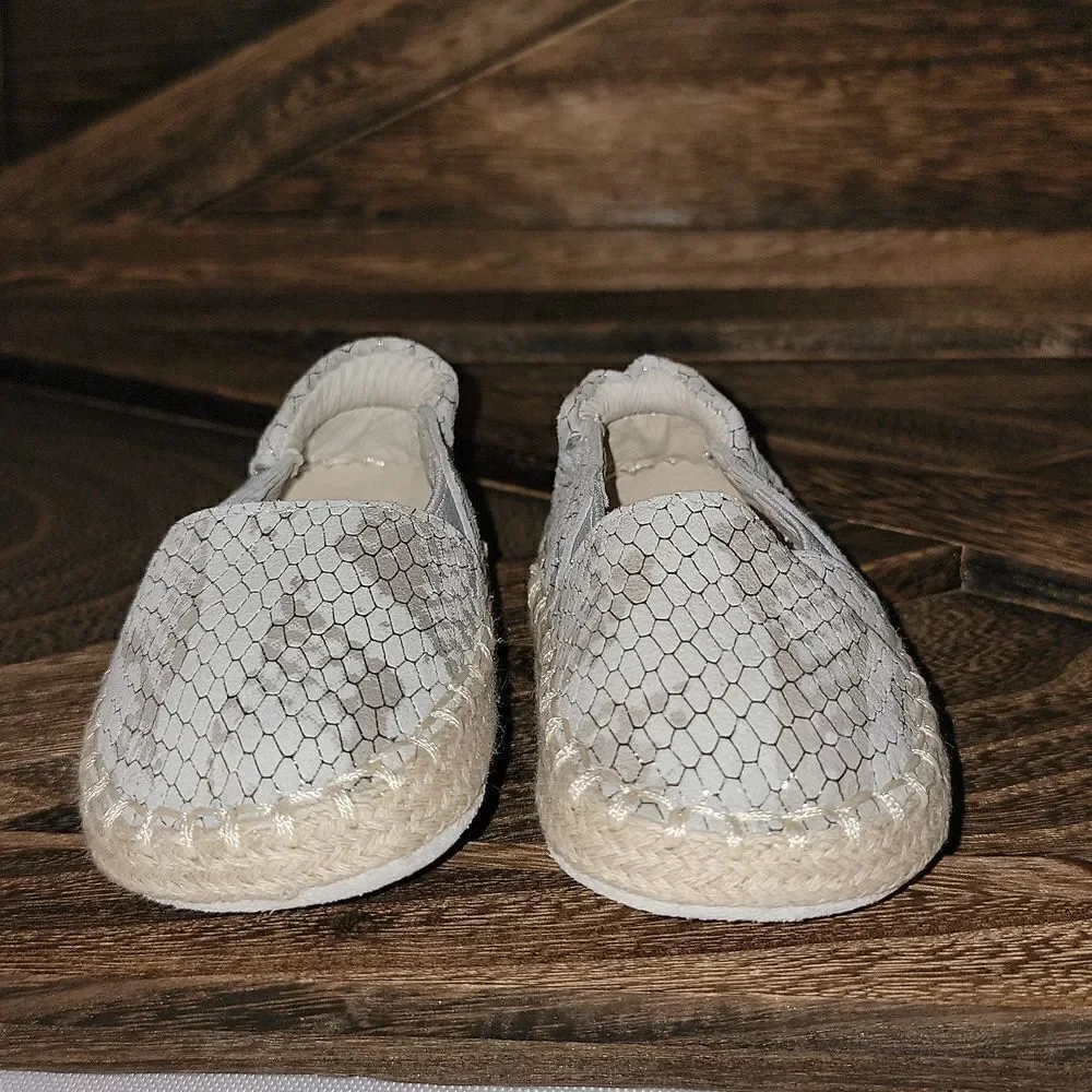 Robeez First Kicks Ellie Espadrille Snake Shimmer Leather Crib Shoes 3-6 Months